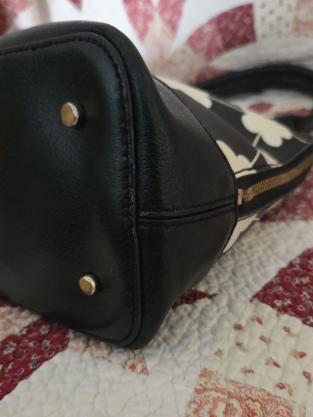 kate spade Larfe Black and Cream Floral Dome Shoulder Bag with Gold Hardware - Picture 7 of 11